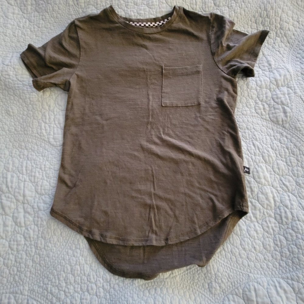 T-shirt with pocket